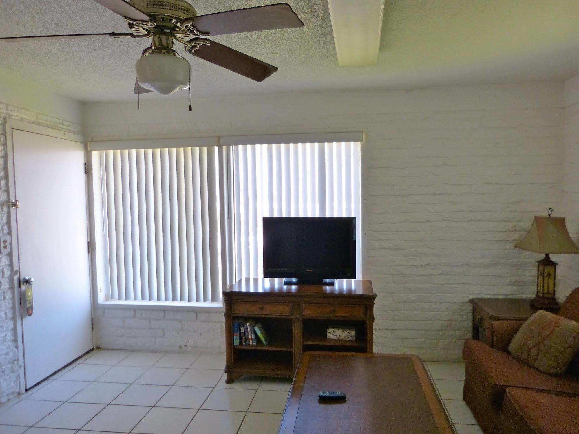 Beach Island Resort Cocoa Beach Buitenkant foto